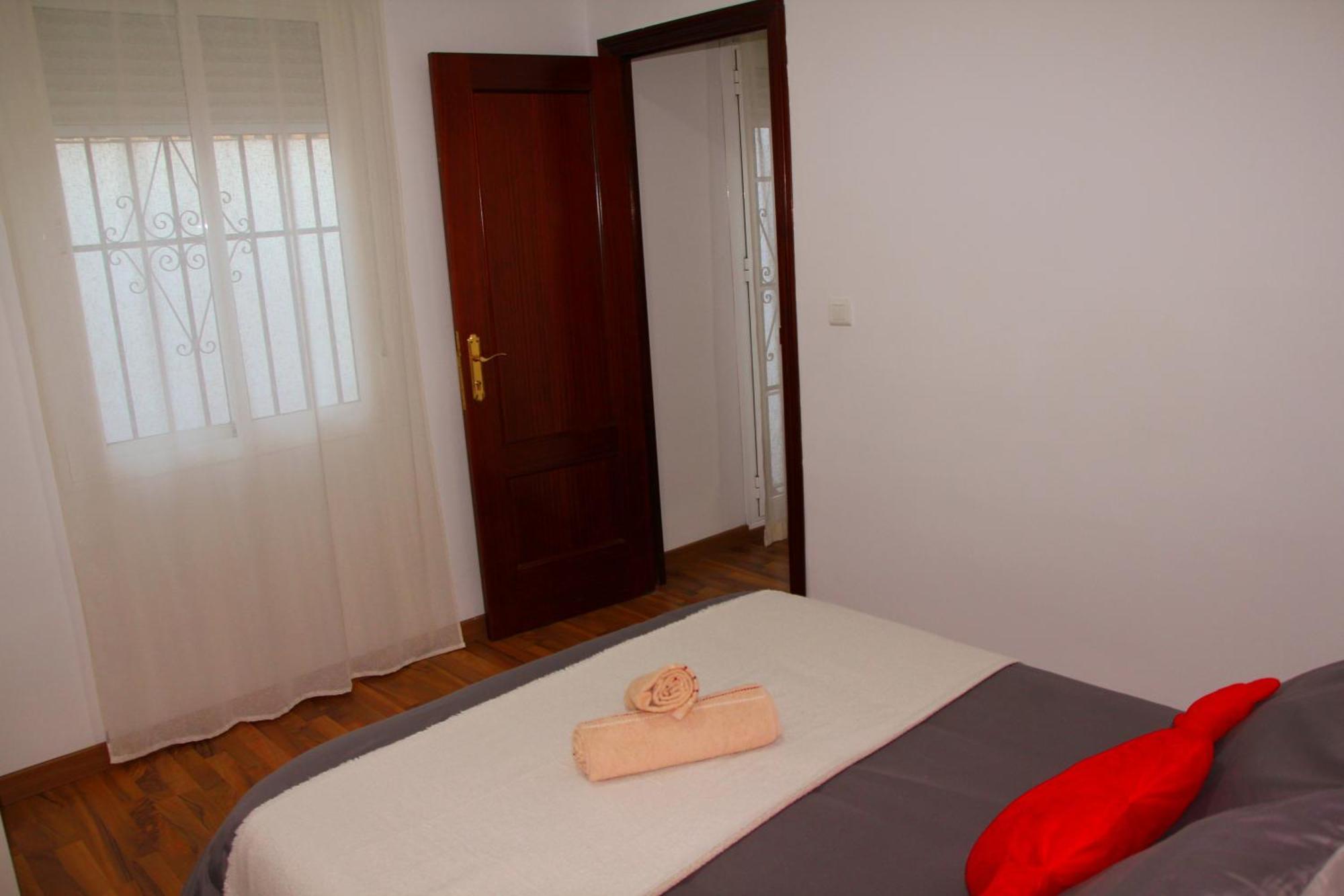 Villa Ahumor Apartamento Entero 20 M Sevilla -6Pax Dos Hermanas Exterior foto
